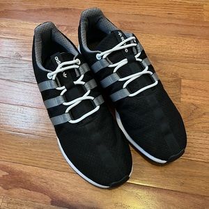 [SHIPS FREE!] Adidas SL Loop (2014)